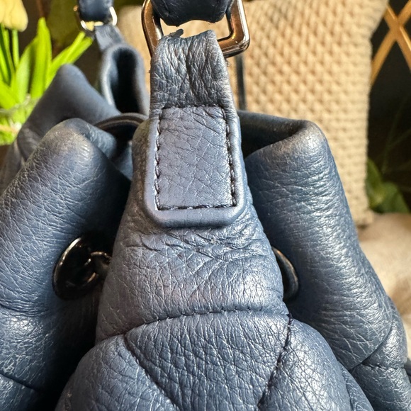 Chanel Chevron Deerskin Bucket Bag-PRICE is FIRM - Picture 14 of 17